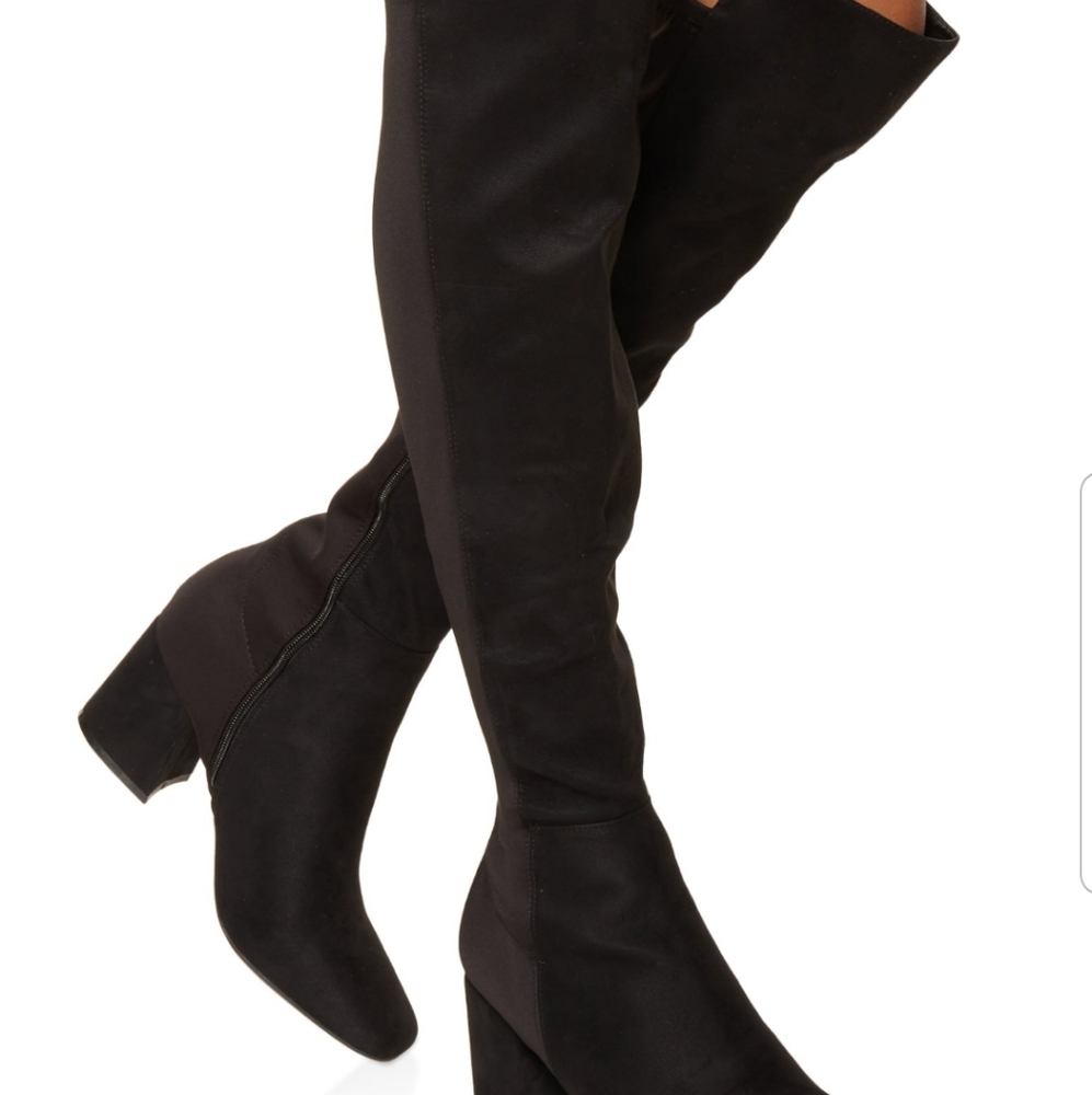Rouge 8 Black Suede